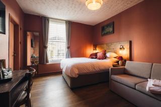 Coaching Inn - 2