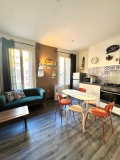 T4 idéal famille à La Joliette - confort et calme - 4