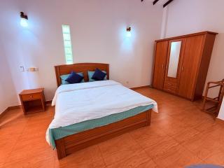 Transit villa 10 minutes drive from the Airport - 1