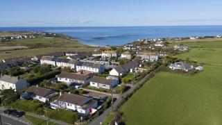 Chyvounder, Sennen - Free Parking - Free WiFi - Self Check In - Close to Beach - 1