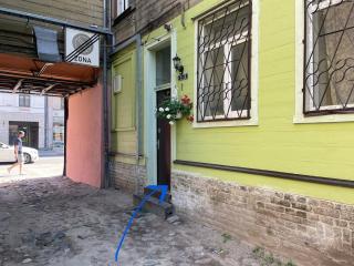 Elegant & Central 1Br w Free Parking - Sleeps 4 - 9