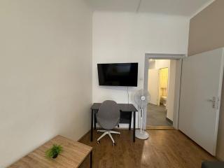 Modern 1BR Apartment Near Schönbrunn & Westbahnhof - 8