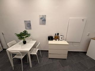 Modern 1BR Apartment Near Schönbrunn & Westbahnhof - 7