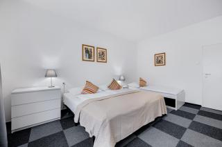 Princ next to President Palace - 6