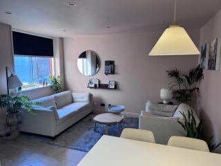 Central London, 5 mins from Soho, 10 mins Covent Garden - 0