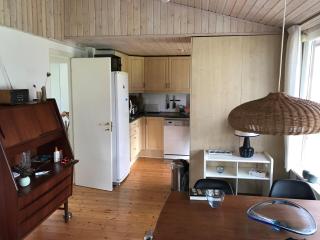 Amazing Home In Knebel With 3 Bedrooms And Wifi - Skødshoved Strand - 8
