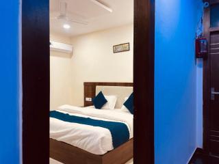 The Conifer View - Budget Friendly !! Lift !! Parking !! Spacious Room !! Family Friendly - 1