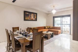 Beautiful apartment with pool view - 2