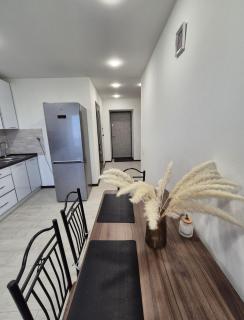 Rise Світла квартира у новобудові біля Центру - 7