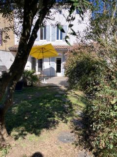 Amis Wine House - Pomerol - 0