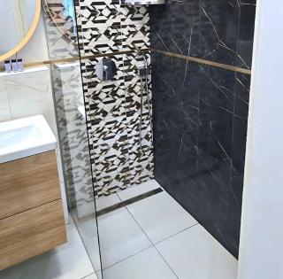 Prime Stay - Deluxe 3 Bedroom Family Apartment - 2