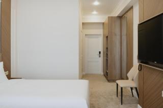 Bon Hotel Bishkek - 3