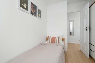 Stylish 2 Bedrooms Apartment with Air Conditioning Close to the City Center by Noclegi Renters - Rzeszów - 8