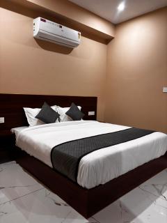 Hotel The Castle - 7