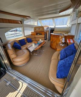 Luxury experience on a 16-meter Azimut yacht - 0