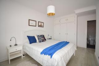 Retreat in Estoril with balcony and ocean view - 2