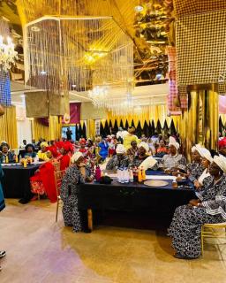 RDG Desirecity Hotel - 9