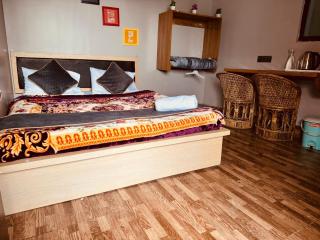 Wander pine homestay - 9