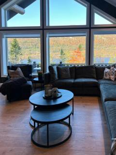 Modern Mountain Cabin With A View Over The Sea - 4