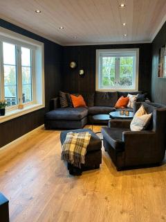 Modern Mountain Cabin With A View Over The Sea - 3