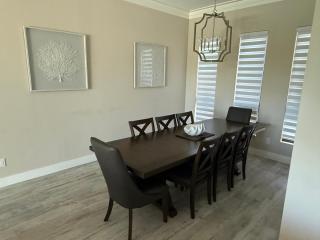 Brand New Luxury 4 bedroom heated pool home - 6