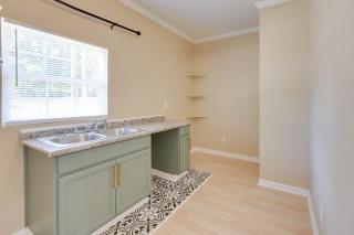 Less Than 10 Mi to UAB Birmingham Group Getaway - 4