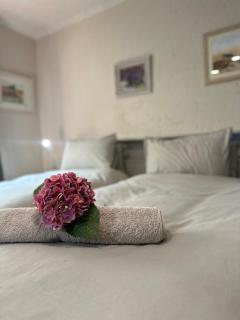 Bobbie B's Kosher BnB - 4