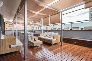 Great apartment with a pool on the beach in Barcelona - 5