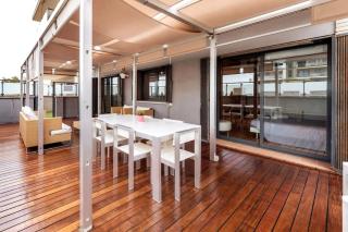 Great apartment with a pool on the beach in Barcelona - 6