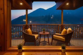 Himalayan Fort Resort, Manali - !! Riverside Property !! Big Garden with Campfire !! Guest Preferred !! Scenic River & Mountain View !! Big Parking !! Luxury Balcony Rooms !! Playing Zone !! Property of the Year - 6