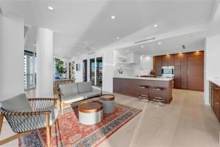 Gulf-front Masterpiece - 4