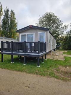 Billing Aquadrome Holiday Park Fishing Lakes Gold Caravan - 8
