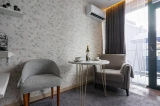 Flower Suite -1 br apartment - 8