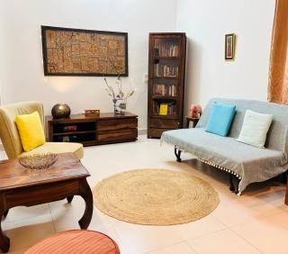The YelloMello House 1BHK fast Wi-Fi AC Pet-Friendly Cosy Cottage - 9