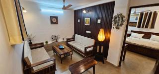 Sky Bloom 2BHK Luxury Homestay - 4