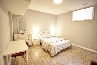 Bright Basement & Private Bathroom, free Parking - 7