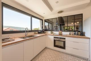 Villa Sunrise – Villa contemporaine avec piscine et vue panoramique sur le lac d’Annecy - 5