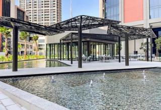 Chic Studio Unit 1808 Peninsula Five - 1
