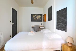 Le Miroir de Mengin - 4 personnes - 2 chambres - Place Charles III - 9