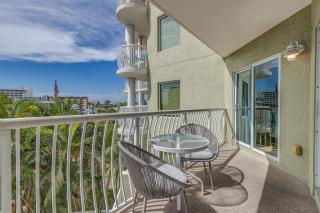 Stylish, Clean & Fully Equipped Getaway - 6