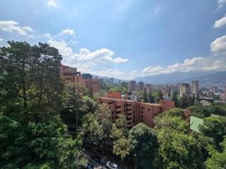 Acogedor loft cerca de zona rosa y malls - 8