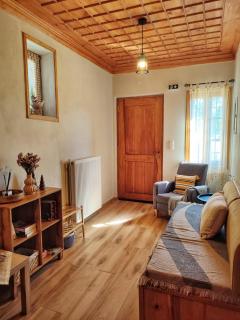 Oreades Guesthouse - 7