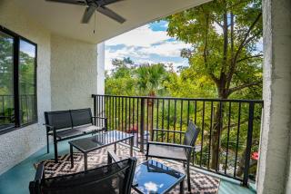 Bright Coastal Retreat Villa Near Coligny & Beach - 9