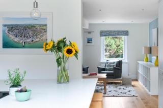 5 Bed in Seaview oc-m33328 - 1