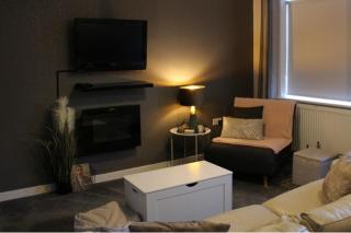 1-Bed House - Sleeps 2 - Parking Wifi - 9