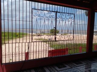 Beachfront mansion in Mosqueiro - 1