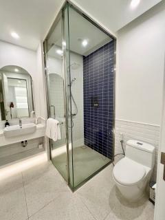 Luxury Apartment with Seaview - Ki'ss bridge - Firework at Sunset Town - 5