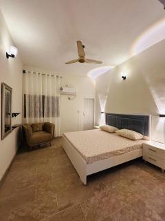 2 bedroom Apartment in Karachi near airport - 9