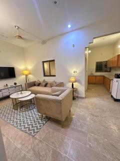 2 bedroom Apartment in Karachi near airport - 7