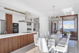 Luxury Villa Coastal Elegance - 8